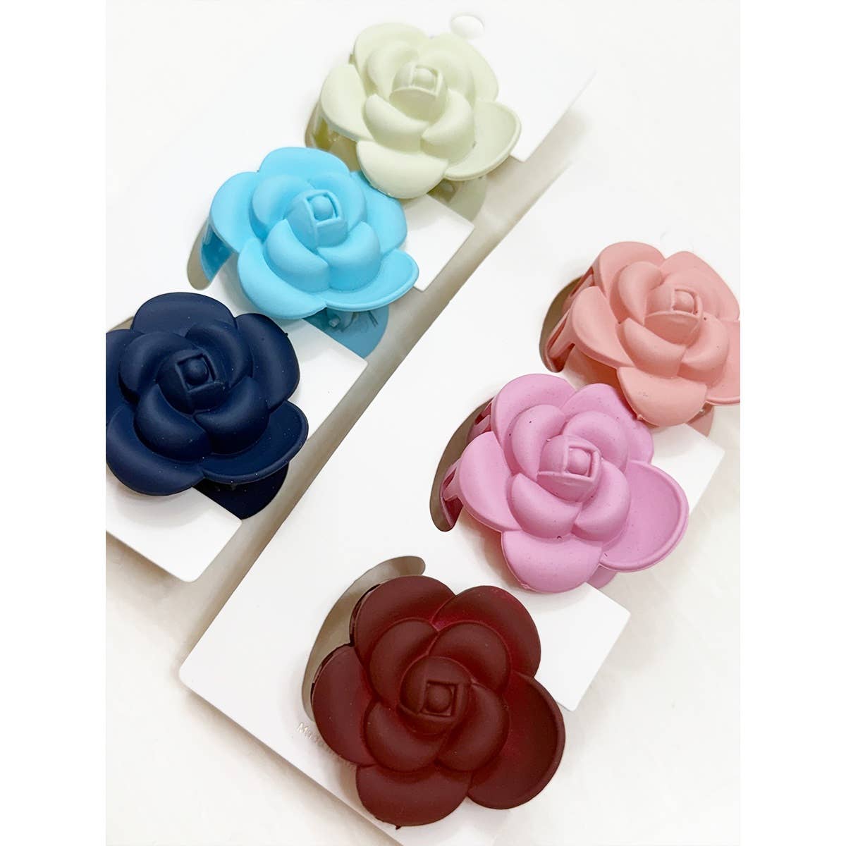 Matte Flower Claws Clips