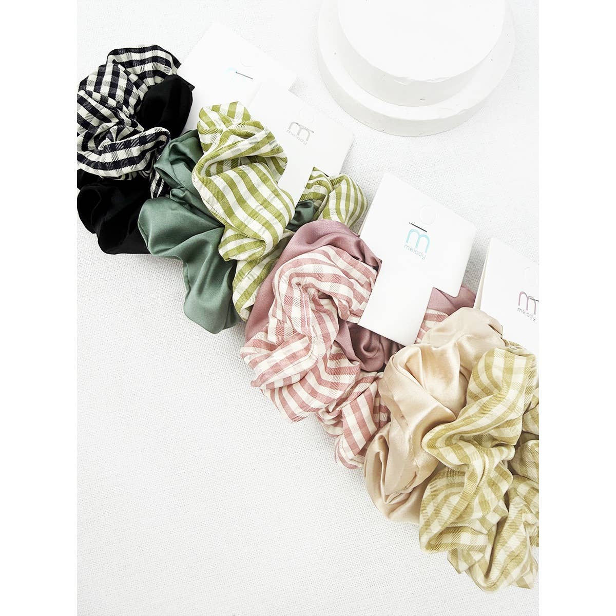 2 pc Satin and Gingham Pattern Set Scrunchie